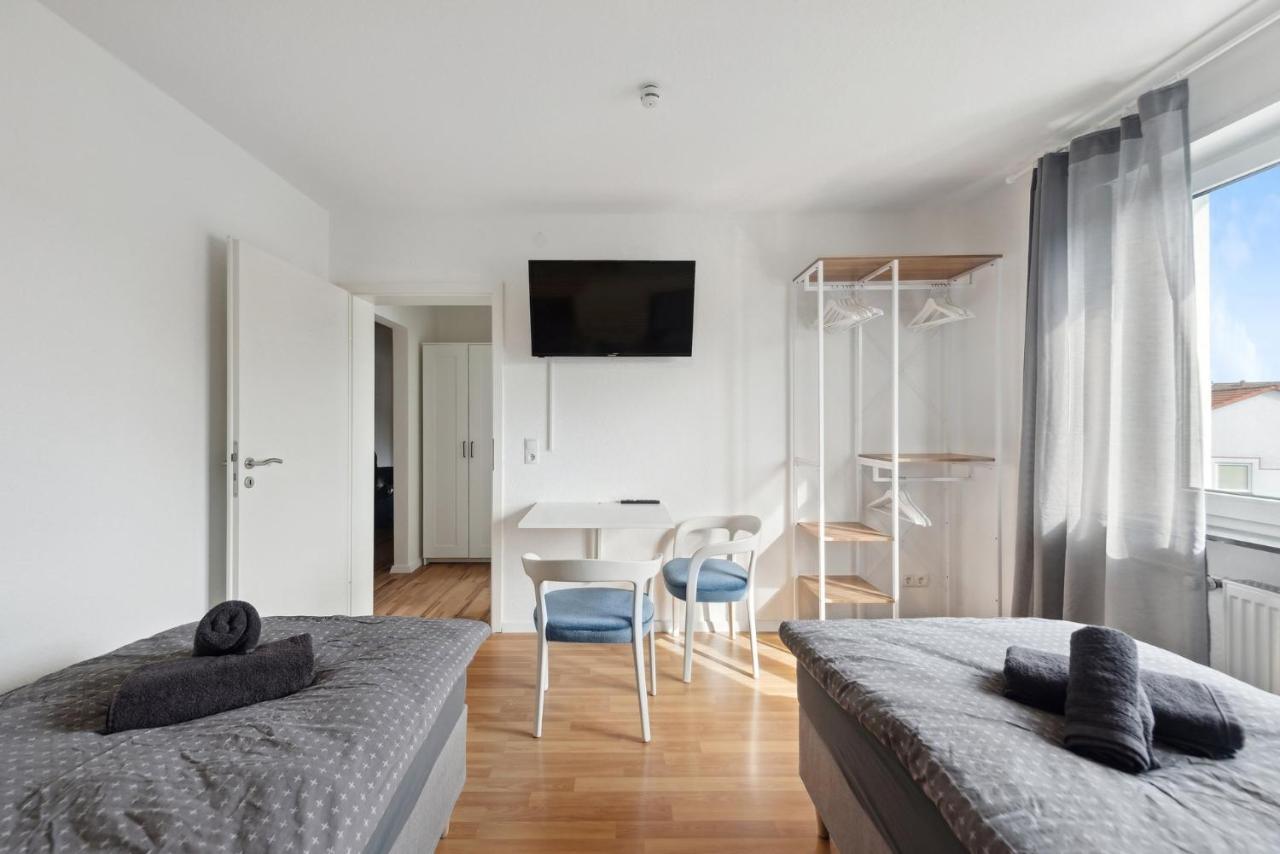 Amalfi Apartments A01 - Gemuetliche 2 Zi-Wohnung Mit Boxspringbetten Und Smart Tv Kaiserslautern Exterior foto
